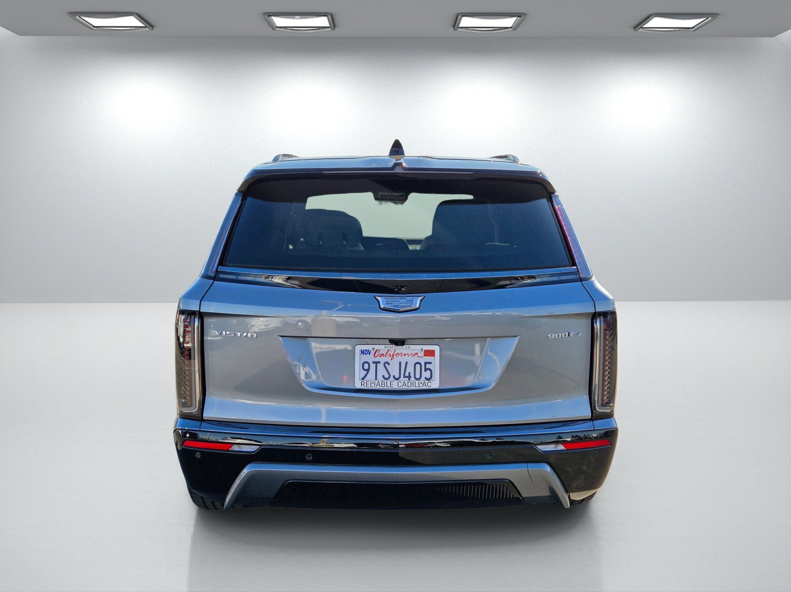 Used 2026 Cadillac Vistiq Sport image 5