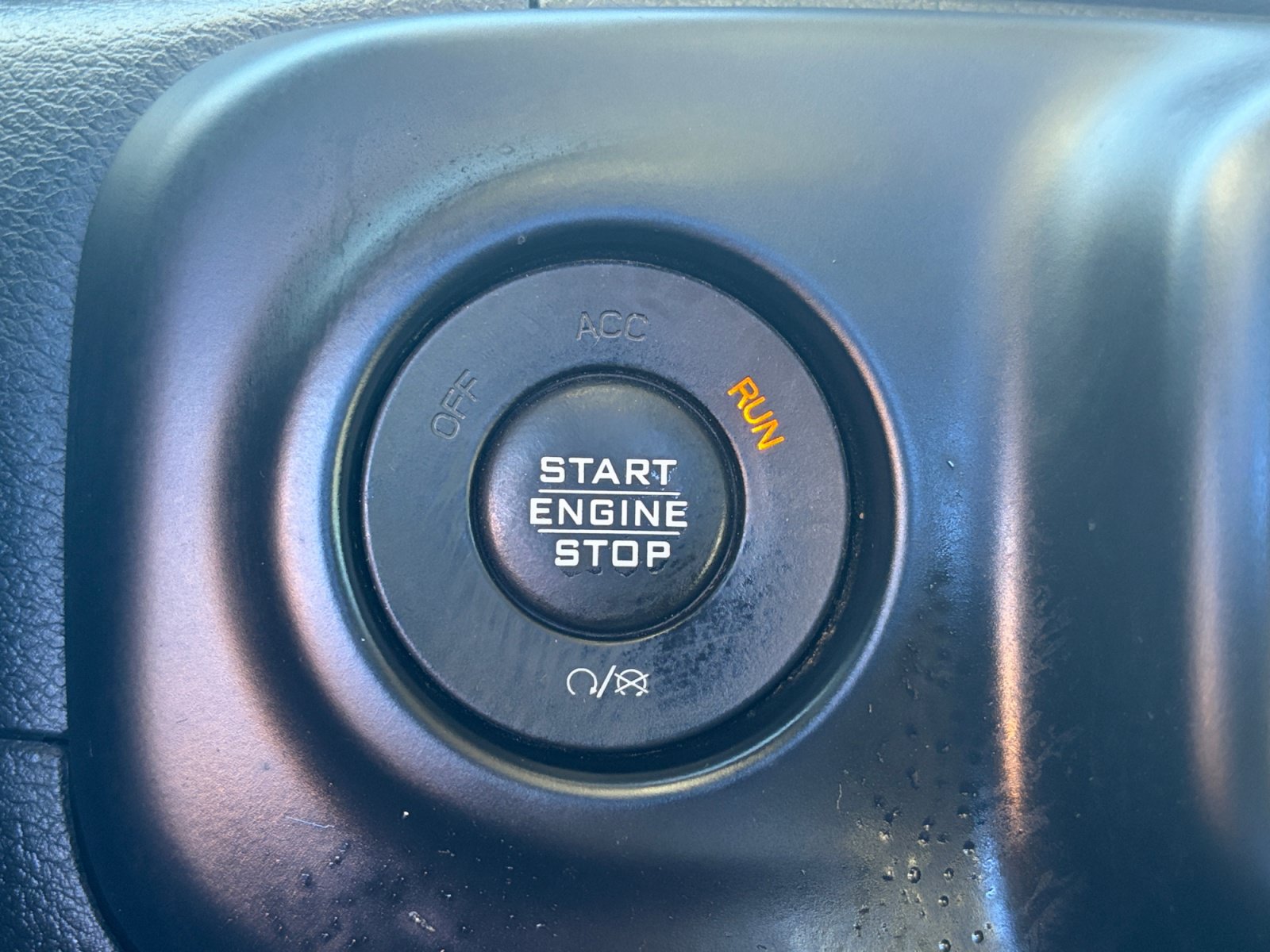 Used 2019 Jeep Wrangler Unlimited Sahara w/ Quick Order Package 24M Moab AWD/4WD image 25
