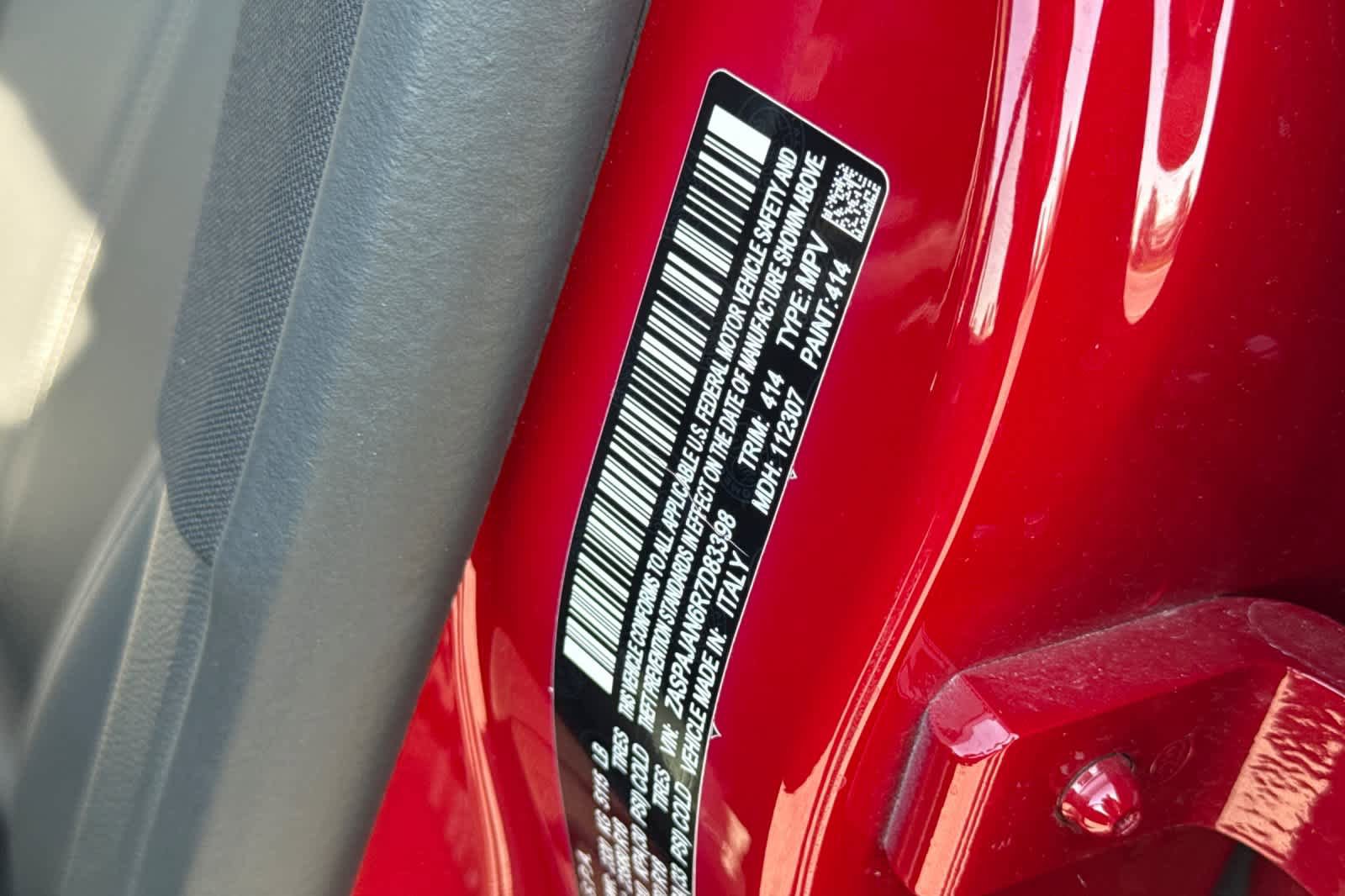Used 2024 Alfa Romeo Stelvio Sprint RWD image 33