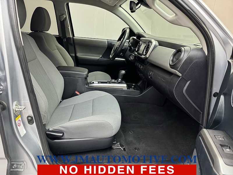 Used 2019 Toyota Tacoma SR5 image 19