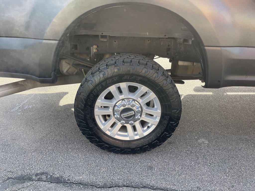 Used 2019 Ford F250 XL w/ STX Appearance Package image 12