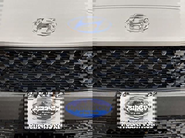 Used 2023 Hyundai Kona SEL AWD/4WD image 12