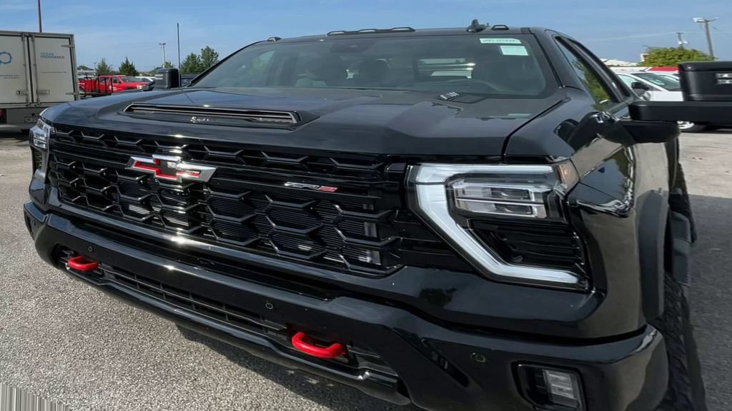 New 2026 Chevrolet Silverado 2500 ZR2 AWD/4WD image 5
