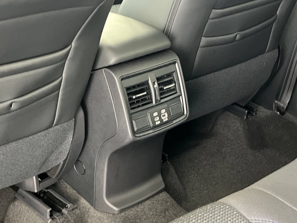 New 2026 Subaru Forester Premium AWD/4WD image 36