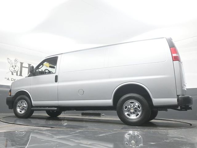Used 2024 Chevrolet Express 3500 image 45