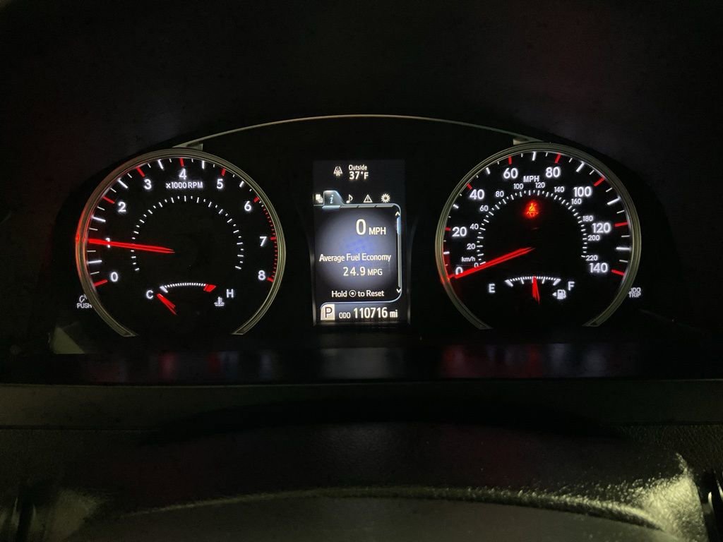 Used 2016 Toyota Camry XSE image 19