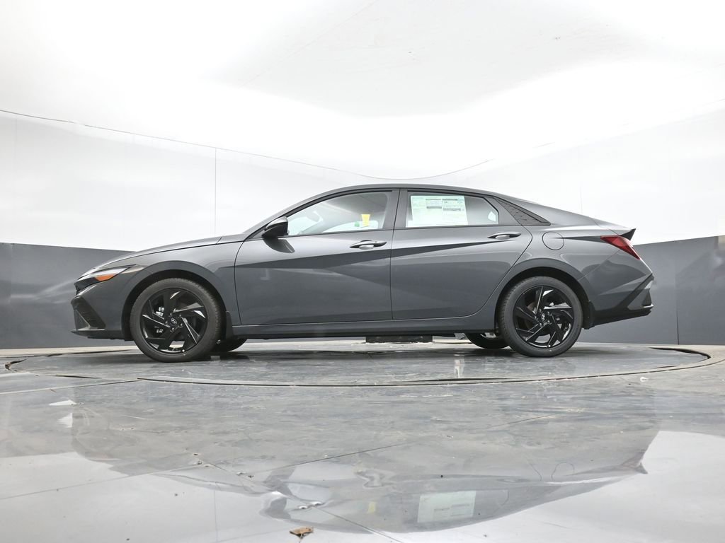 New 2026 Hyundai Elantra Sport image 11