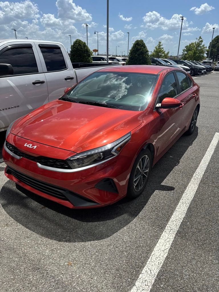 Certified 2024 Kia Forte LXS FWD image 6