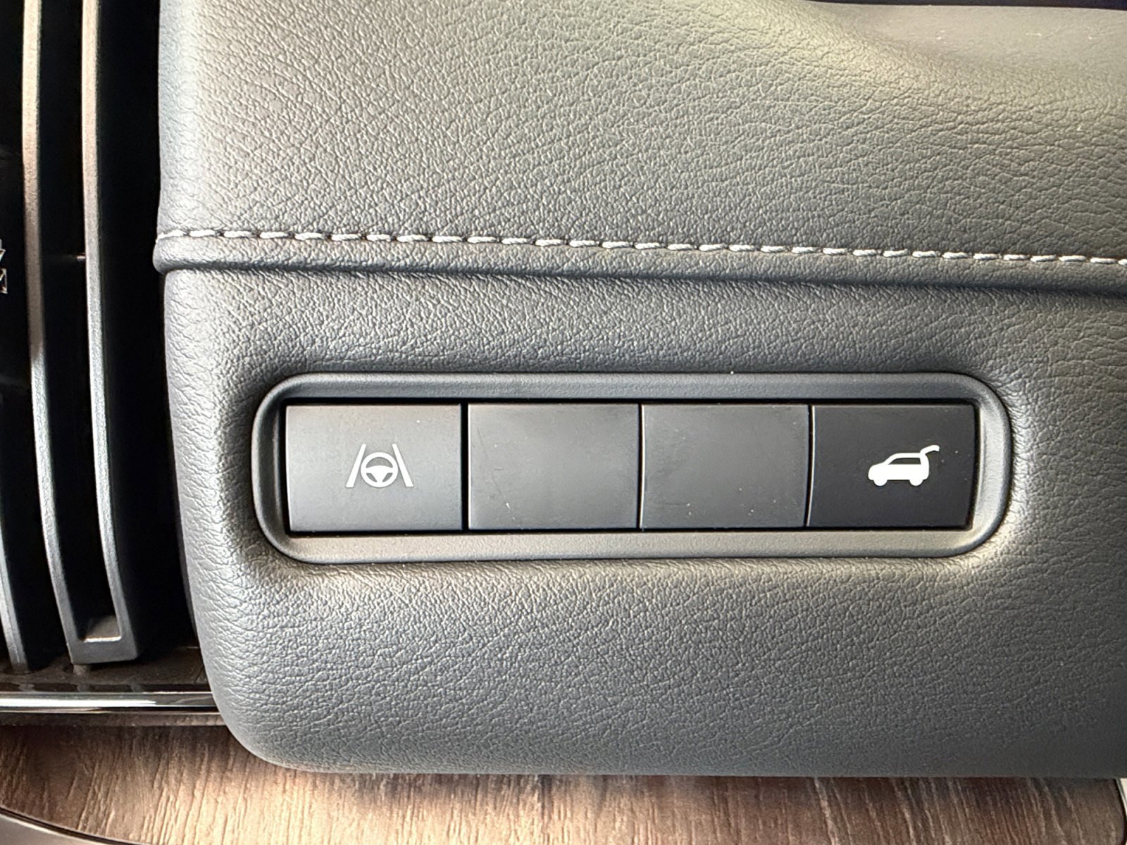 New 2026 Nissan Armada SL RWD image 31