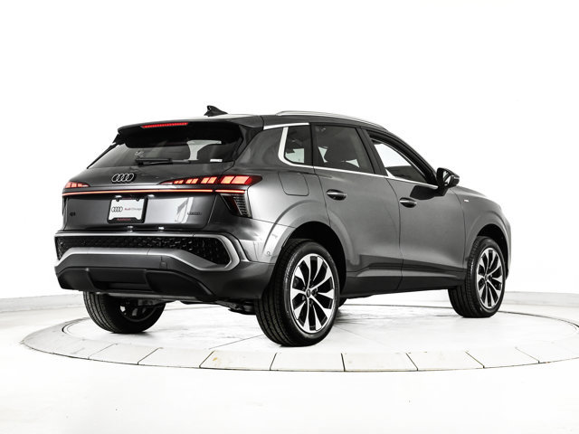 New 2026 Audi Q3 quattro 2.0T image 5