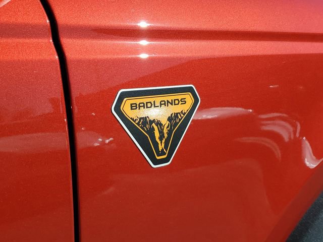 Used 2023 Ford Bronco Badlands image 7