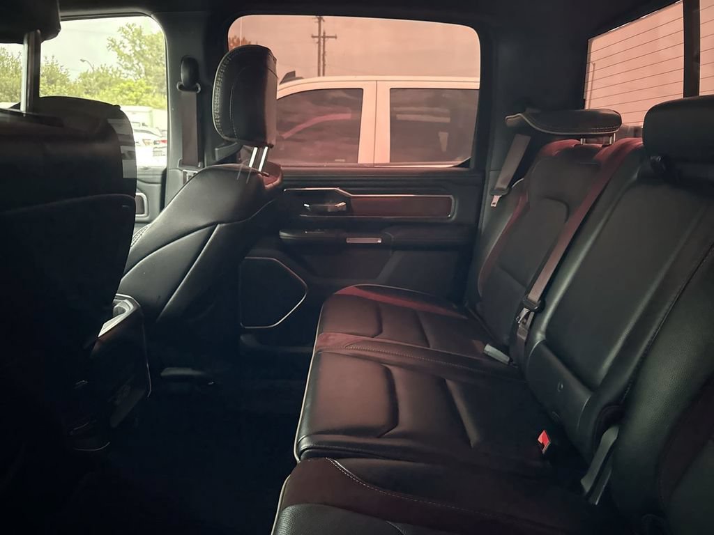 Used 2023 RAM 1500 Laramie AWD/4WD image 10