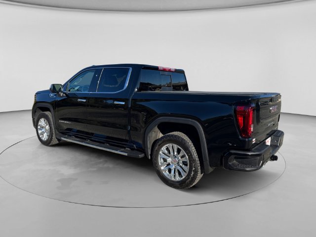 Used 2025 GMC Sierra 1500 Denali w/ Technology Package AWD/4WD image 3