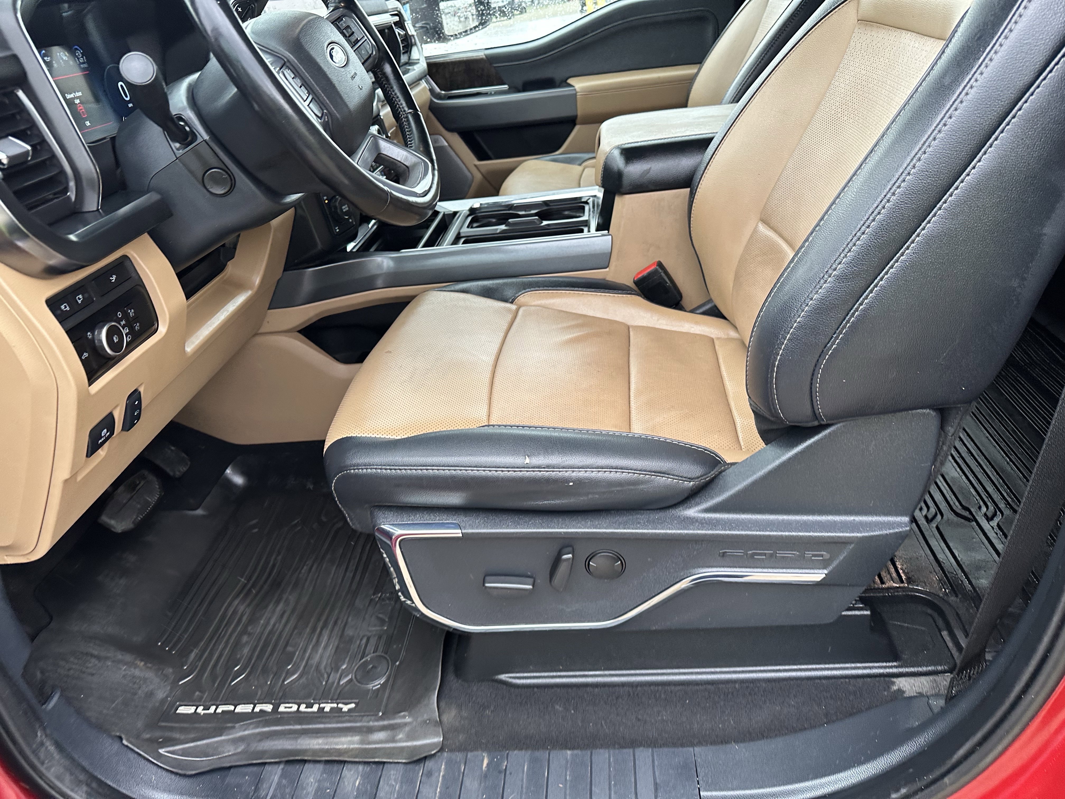 Used 2023 Ford F250 Lariat w/ Chrome Package AWD/4WD image 12