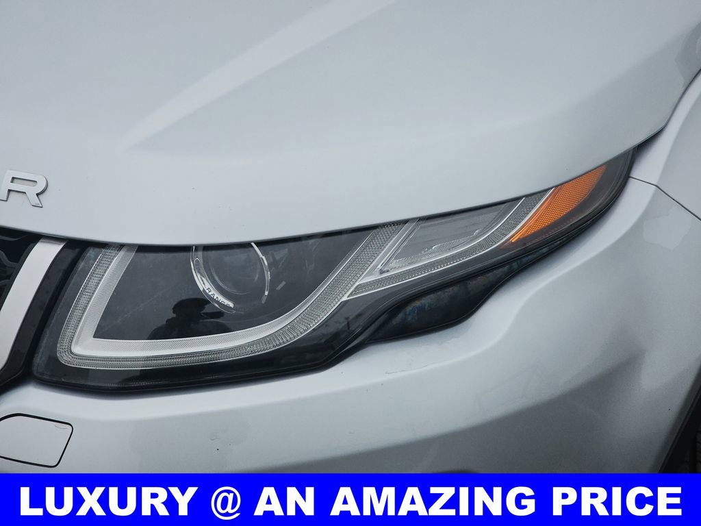 Used 2019 Land Rover Range Rover Evoque SE Premium image 33