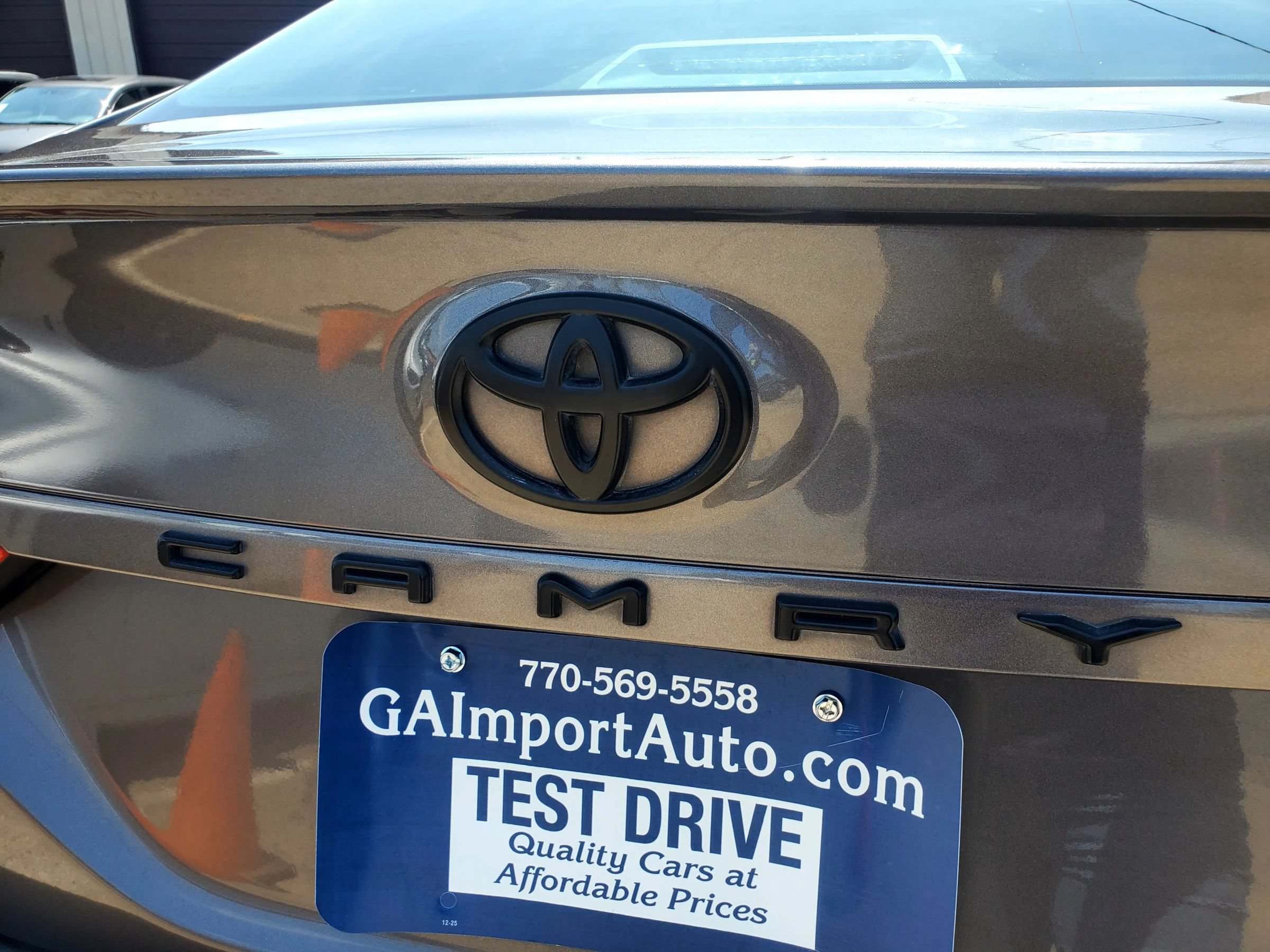 Used 2022 Toyota Camry SE FWD image 12