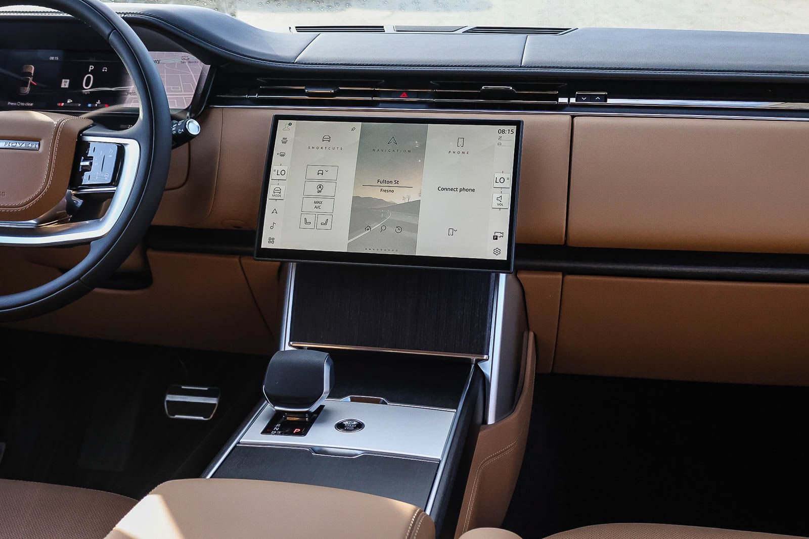 New 2026 Land Rover Range Rover Long Wheelbase SE AWD/4WD image 23