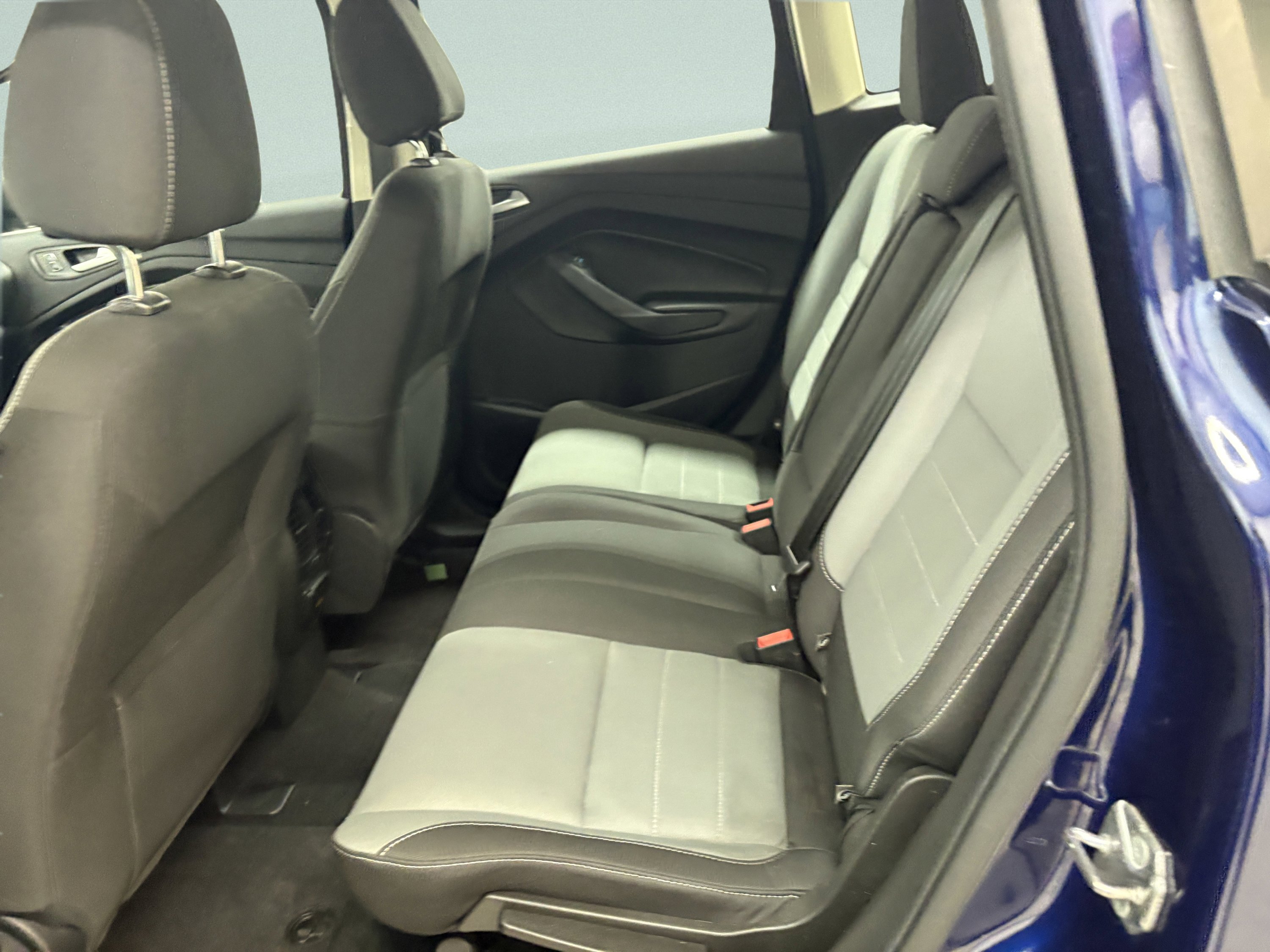 Used 2016 Ford C-MAX SE image 11