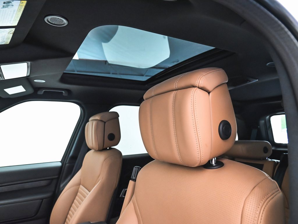 Used 2023 Land Rover Discovery HSE R-Dynamic image 38