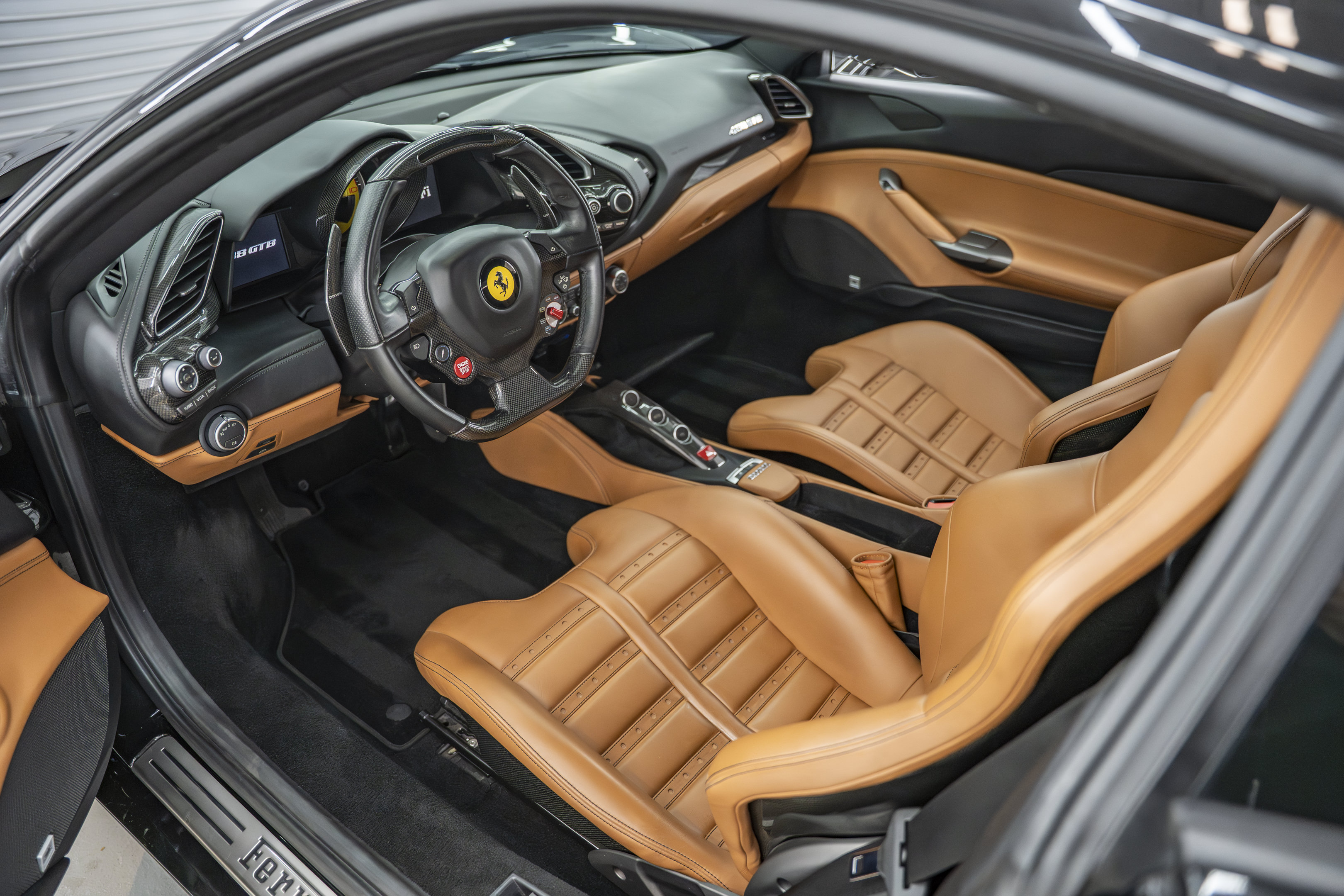 Used 2016 Ferrari 488 GTB RWD image 24