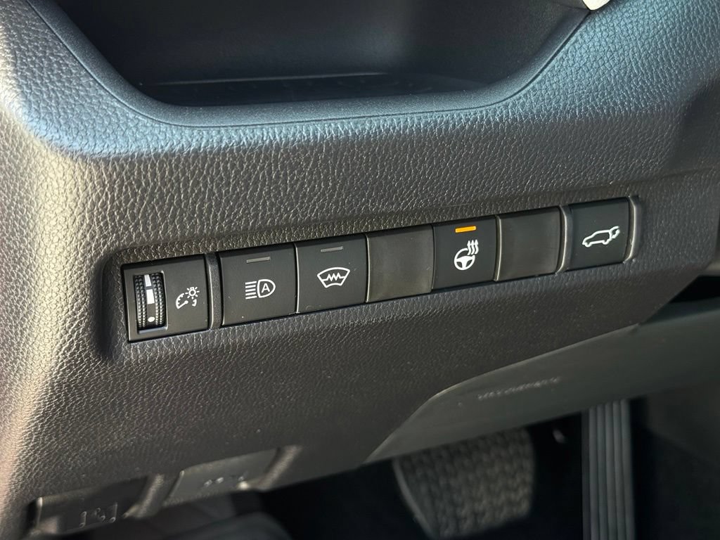 Used 2025 Toyota RAV4 XLE Premium w/ Weather Package AWD/4WD image 33