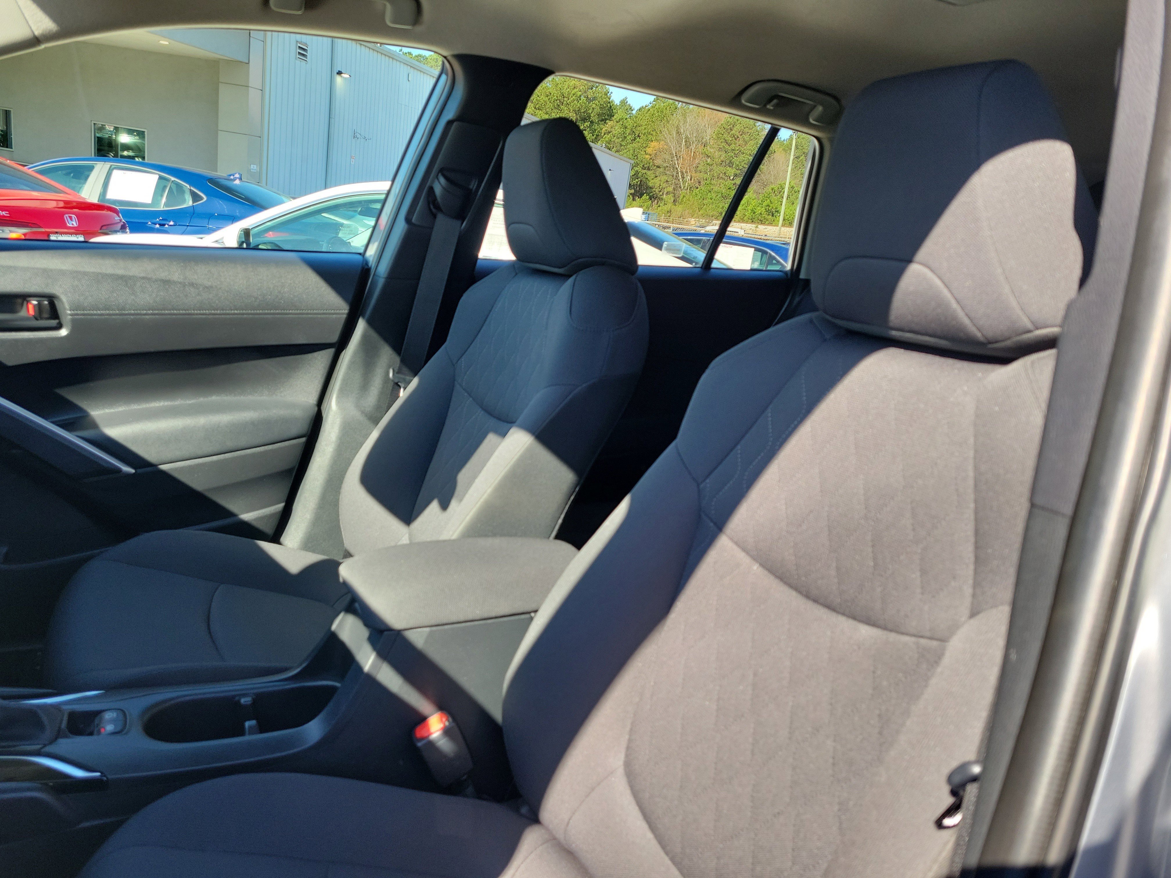 Used 2024 Toyota Corolla Cross LE image 16