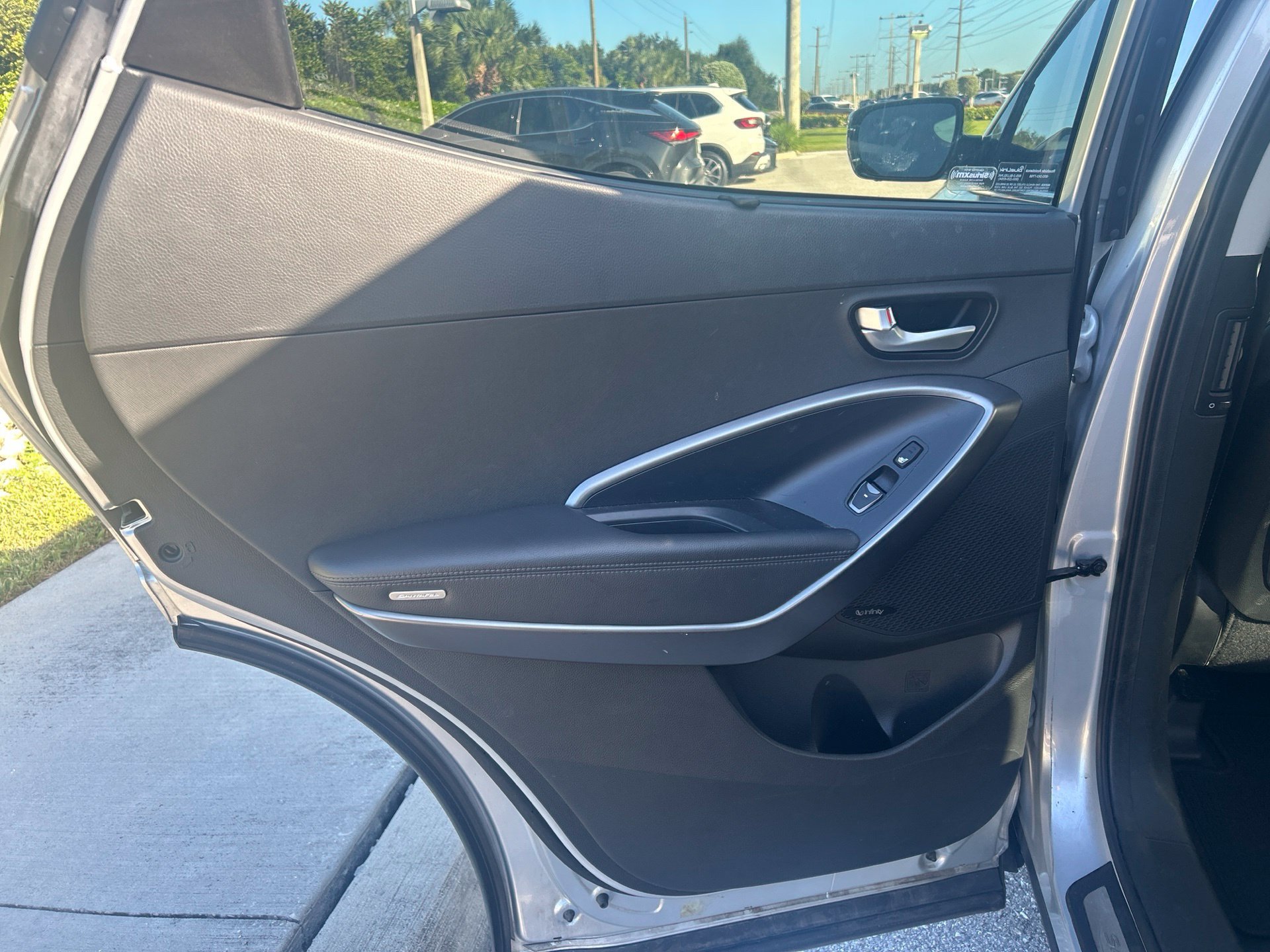Used 2017 Hyundai Santa Fe Sport FWD image 12