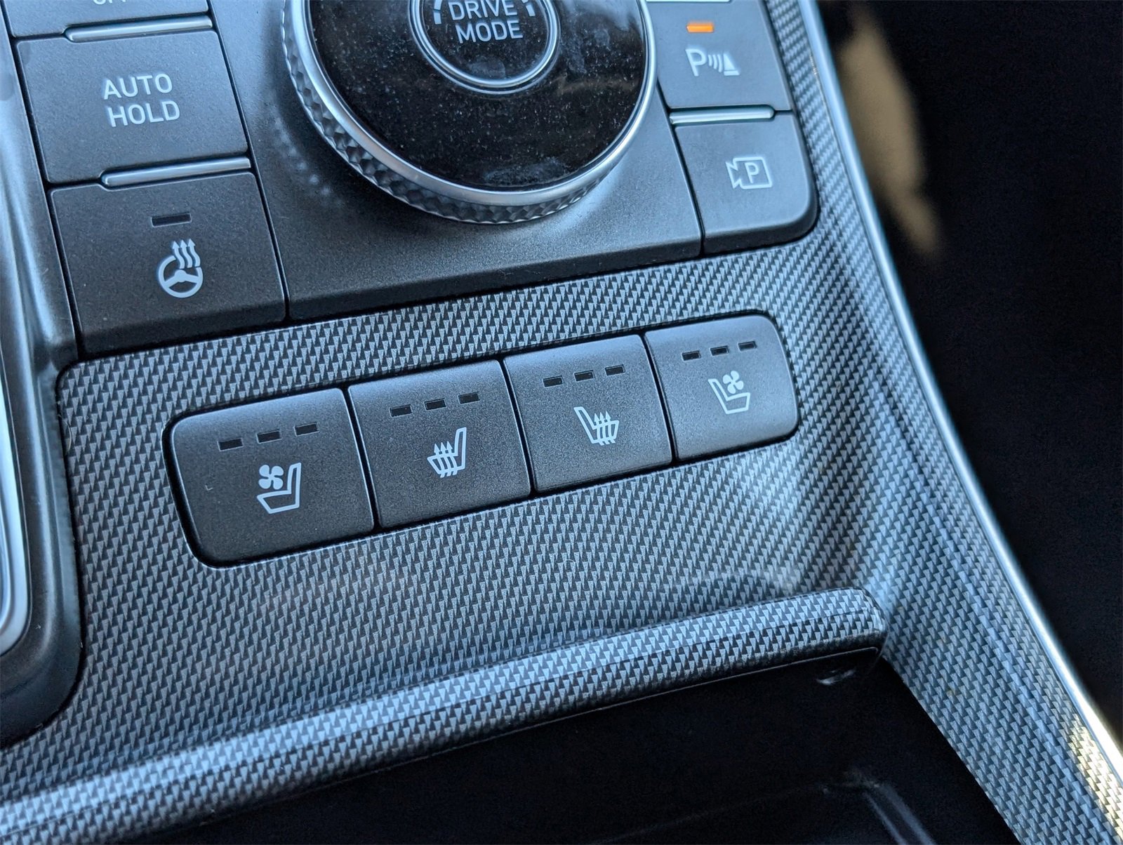 Used 2023 Hyundai Santa Fe Limited image 8