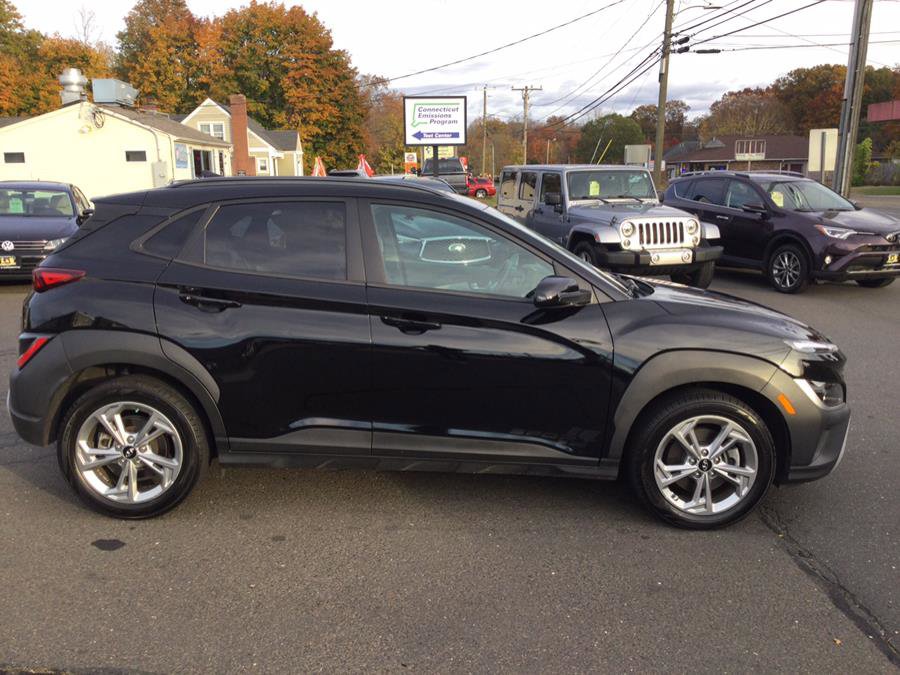 Used 2022 Hyundai Kona SEL w/ Convenience Package image 4