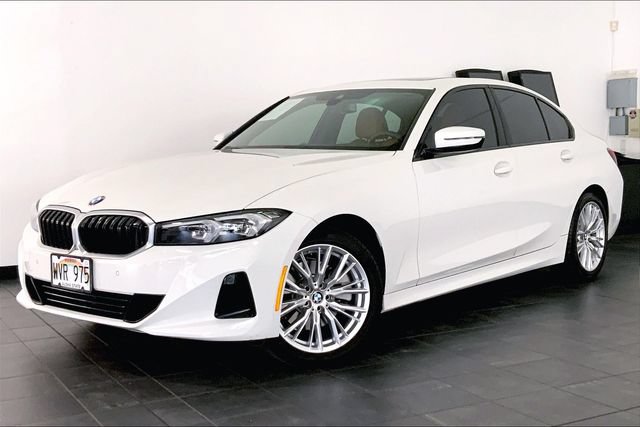 Certified 2023 BMW 330i Sedan w/ Convenience Package