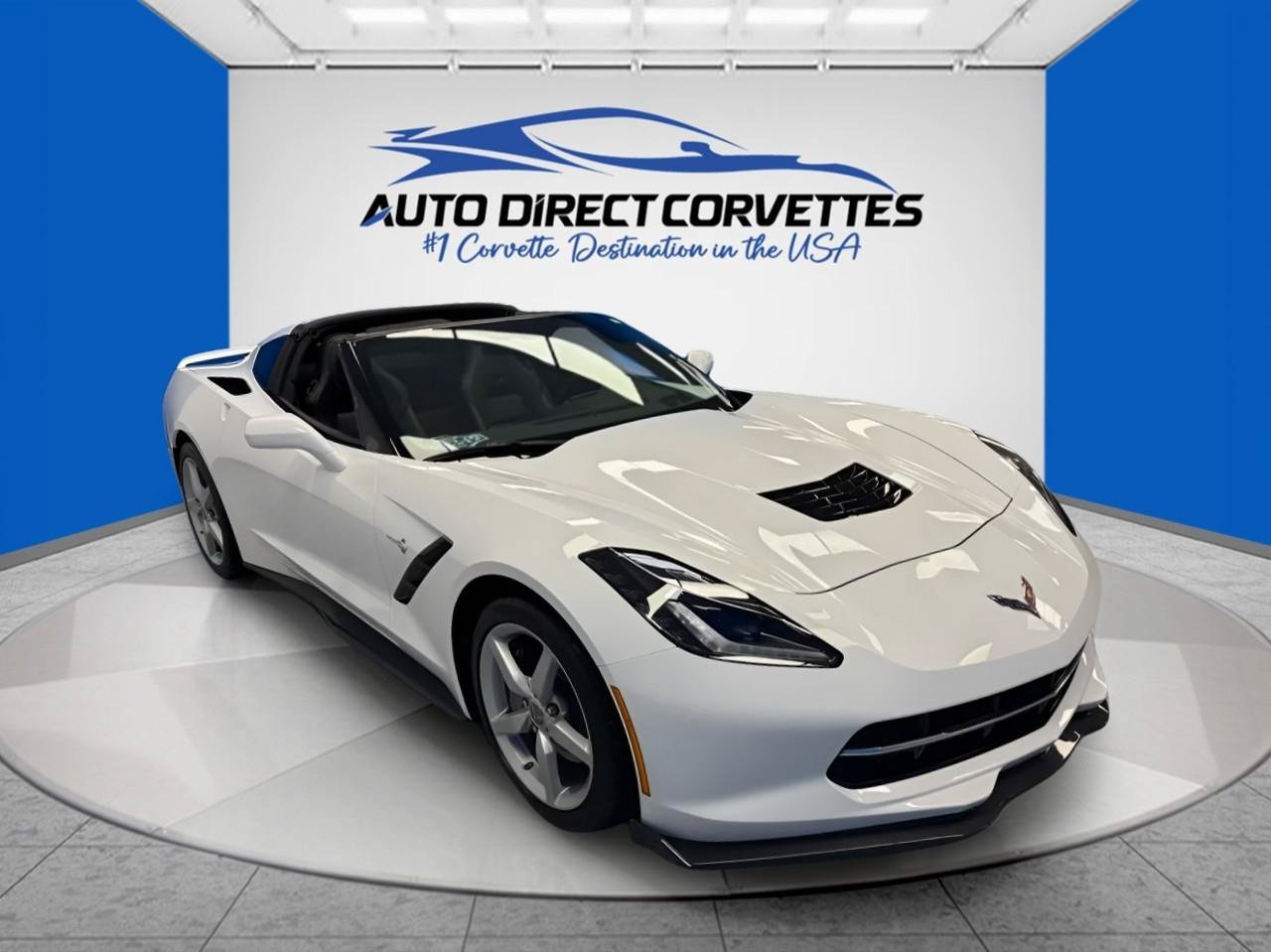 Used 2015 Chevrolet Corvette Stingray Coupe w/ 2LT Preferred Equipment Group RWD image 4