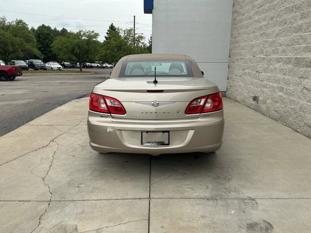 Used 2008 Chrysler Sebring Touring FWD image 8