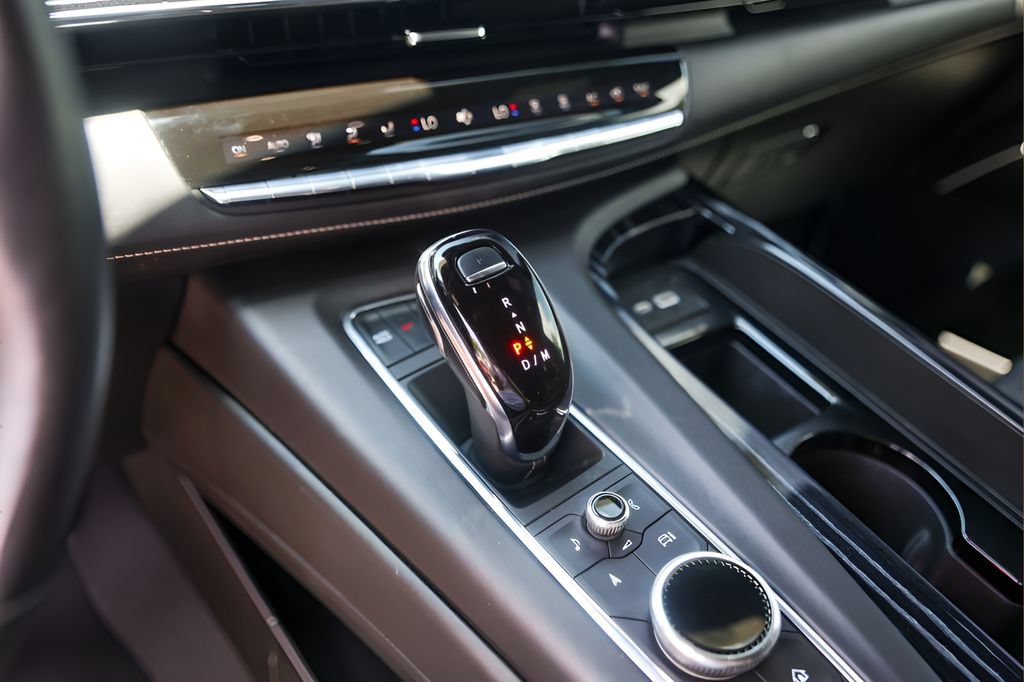 Certified 2023 Cadillac Escalade V AWD/4WD image 19