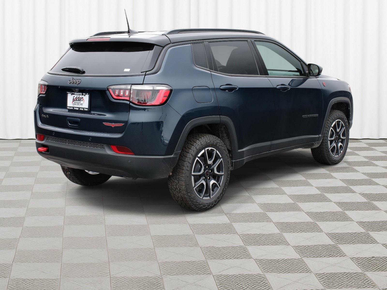 New 2026 Jeep Compass Trailhawk AWD/4WD image 33