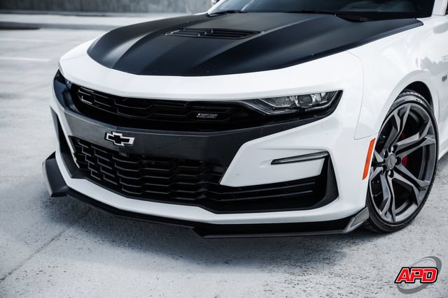 Used 2019 Chevrolet Camaro SS RWD image 24