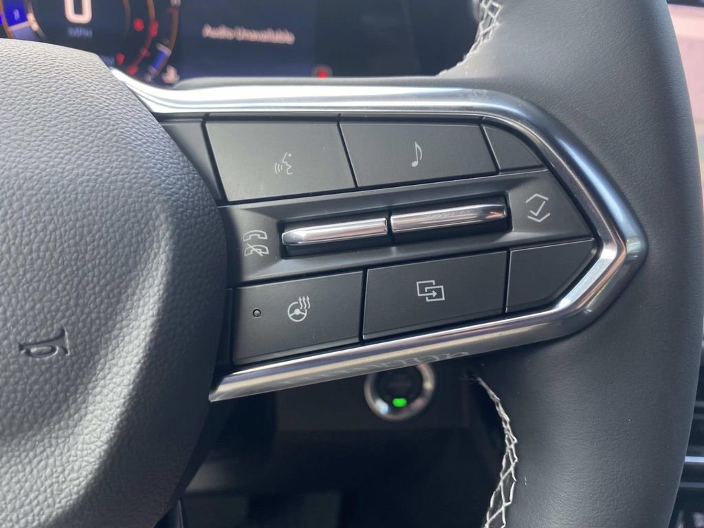 New 2026 Chevrolet Traverse LT w/ LPO, Floor Liner Package image 30