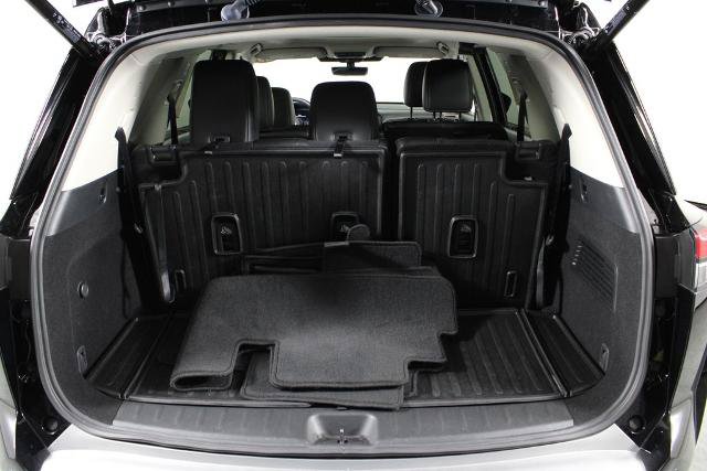 Certified 2025 Nissan Pathfinder Platinum w/ Black Appearance Package FWD image 18