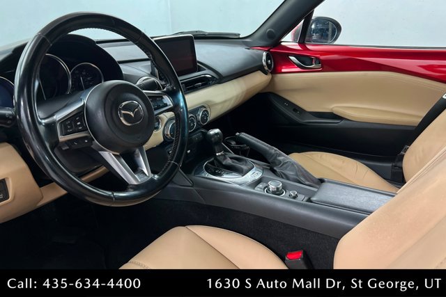 Used 2017 MAZDA MX-5 Miata RF Grand Touring RWD image 10