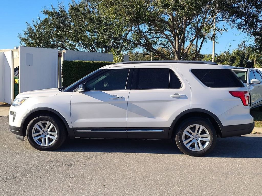 Used 2018 Ford Explorer XLT w/ Equipment Group 202A image 14