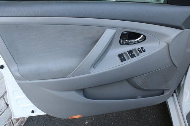 Used 2011 Toyota Camry LE w/ LE Extra-Value Pkg image 53