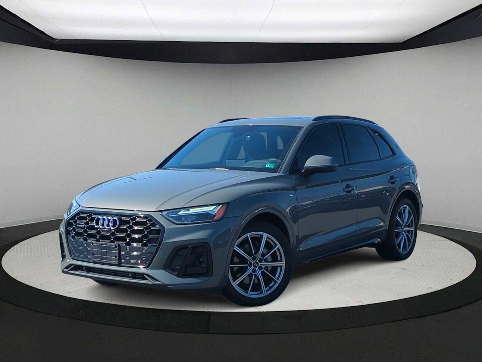 Used 2023 Audi Q5 e Premium Plus w/ Premium Plus Package