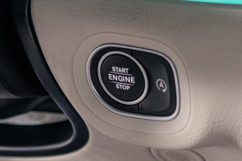 Used 2024 Mercedes-Benz GLS 450 4MATIC image 16