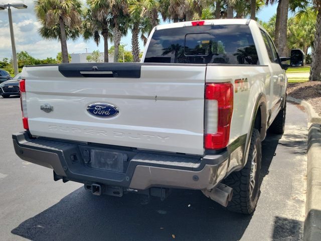 Used 2019 Ford F250 King Ranch w/ King Ranch Ultimate Package AWD/4WD image 3