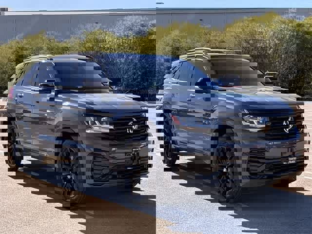 Used 2023 Volkswagen Atlas Cross Sport SEL R-Line image 8