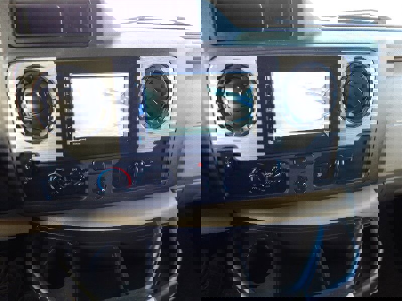 Used 2022 Ford E-450 and Econoline 450 Super Duty w/ Motorhome Prep Package image 38