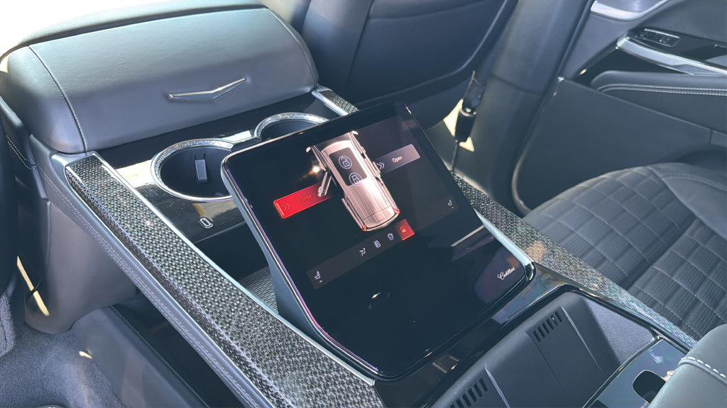 Certified 2025 Cadillac Escalade V AWD/4WD image 22
