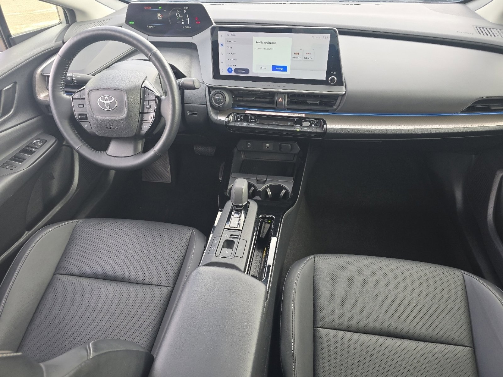 Used 2023 Toyota Prius XLE image 28