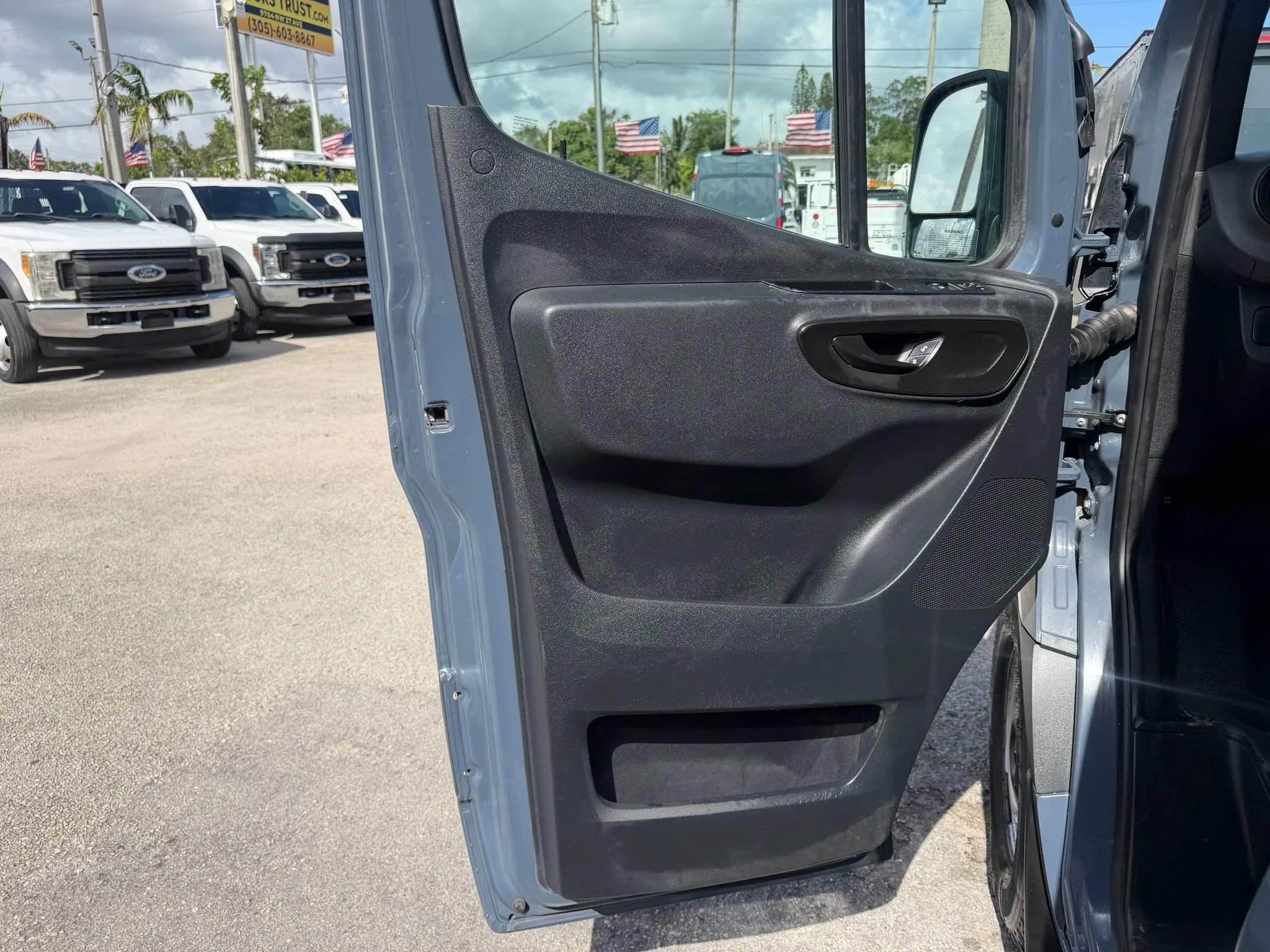 Used 2019 Mercedes-Benz Sprinter 170 image 12