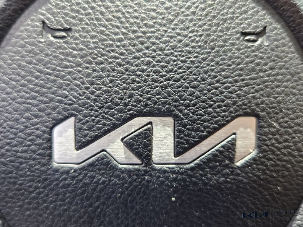 Certified 2023 Kia Seltos S w/ Navigation Package FWD image 27