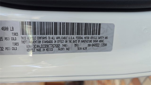 Used 2019 Jeep Compass Limited image 32